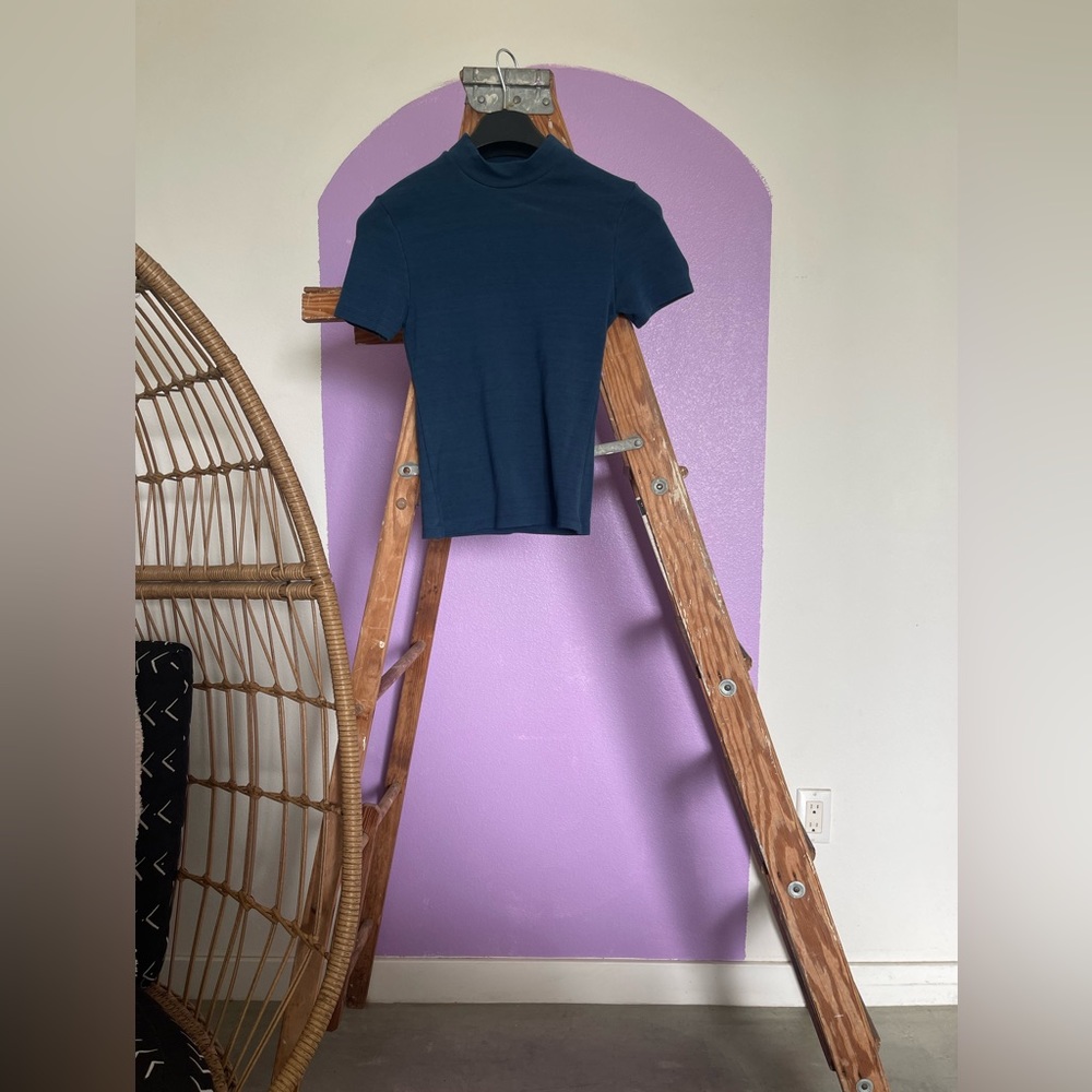American apparel blue size medium mock neck